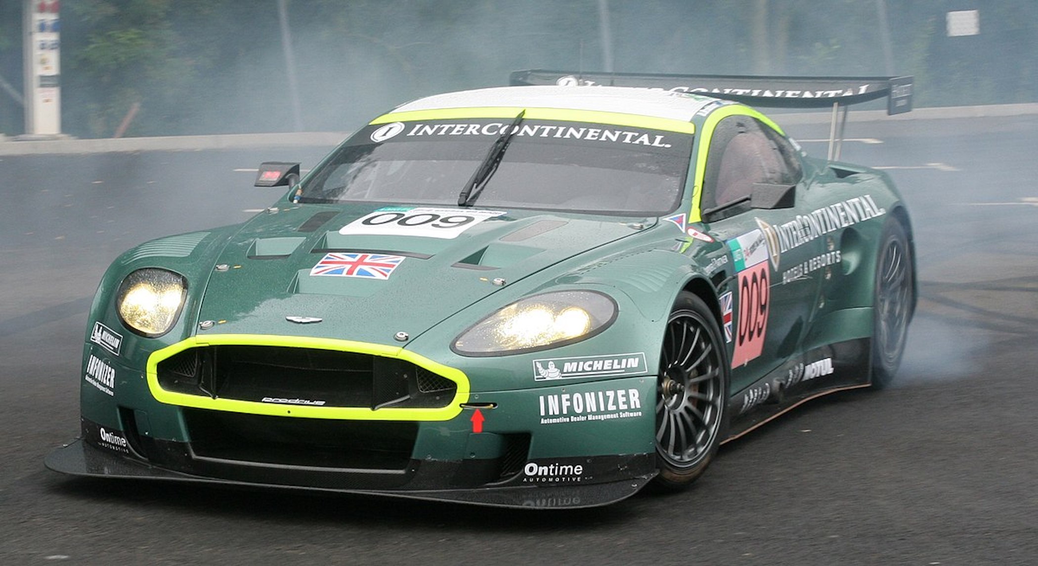 VIDEO: Onboard Aston Martin's V12 DBR9 Le Mans Winner