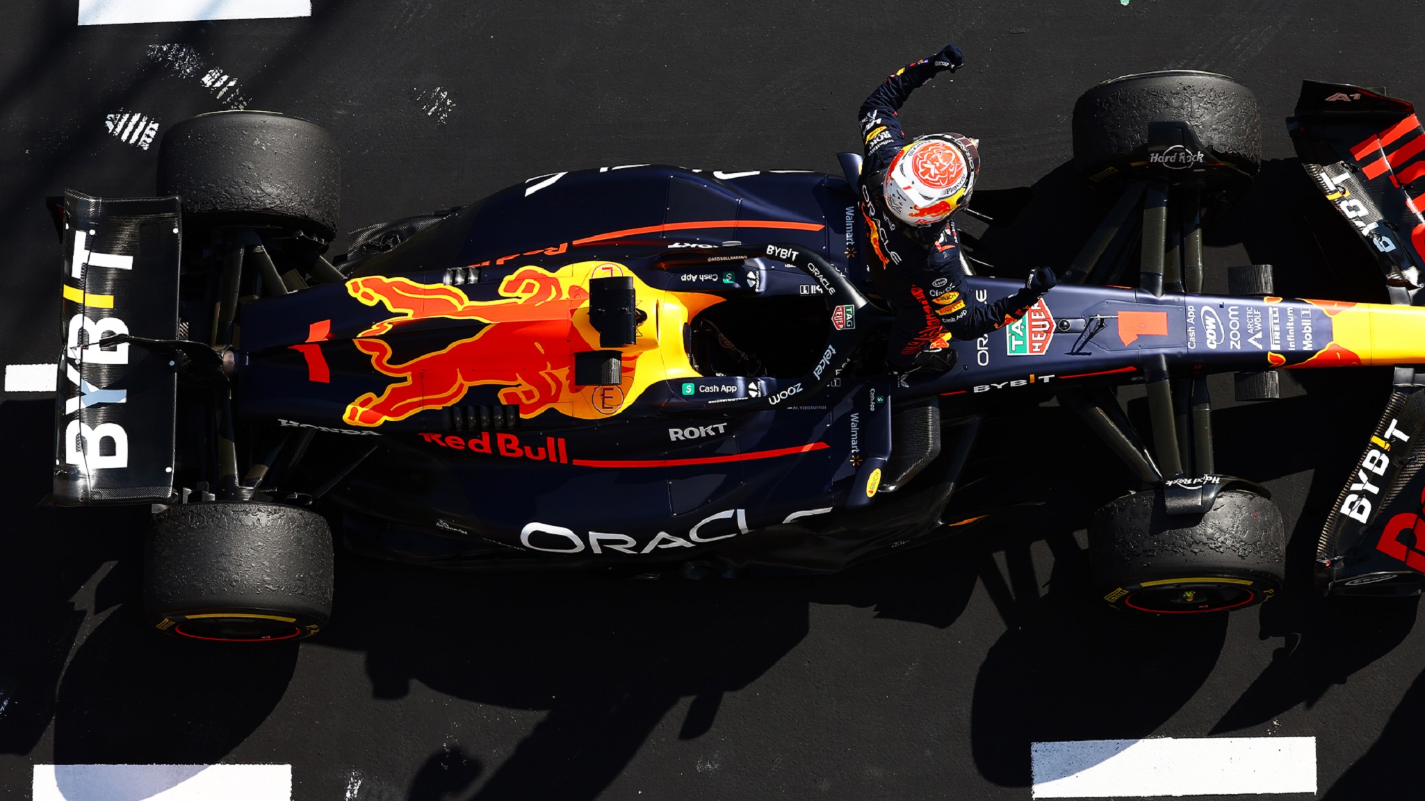Verstappen Dominates Hungarian Grand Prix