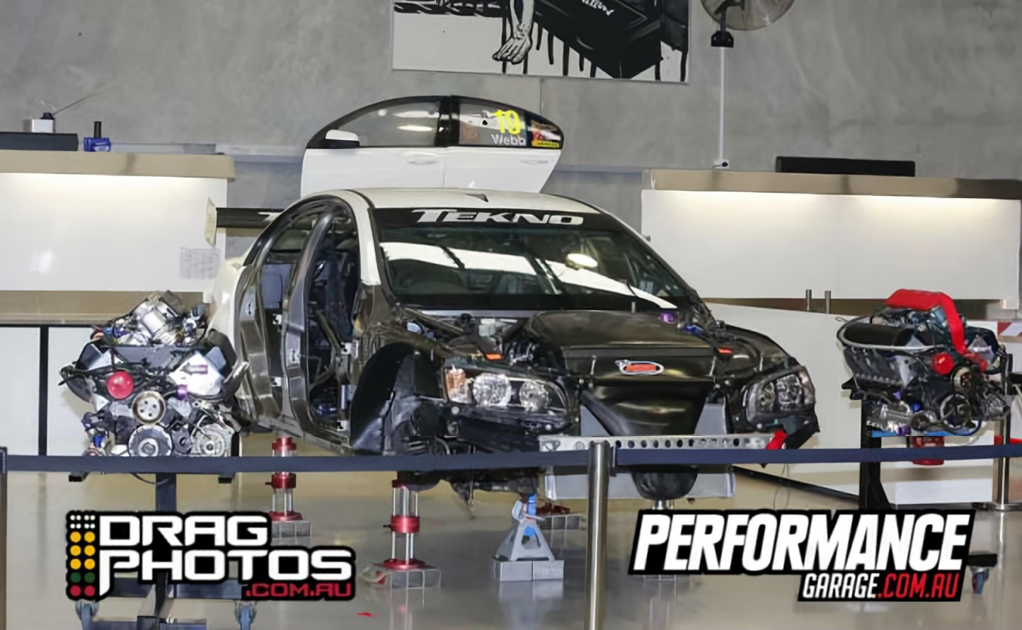 Inside V8 Supercar Workshop